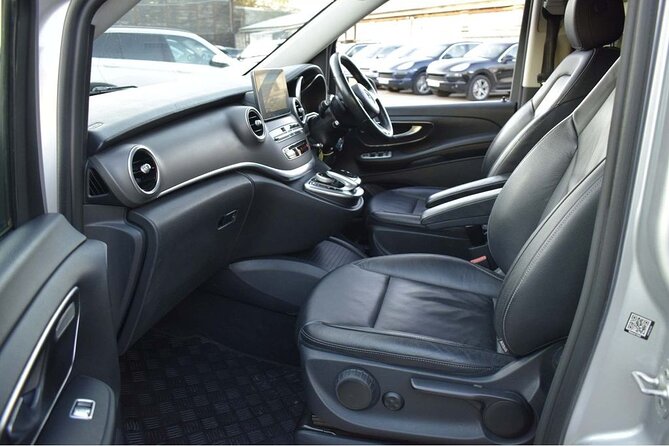 Private Dublin Airport Transfer to & from Belfast City - Service Quality: Prompt Pickups, Friendly Drivers, and Real Help