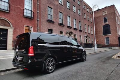 Private Dublin Airport Transfers to City Center Hotels - Price and group value: $208.50 per group up to 6