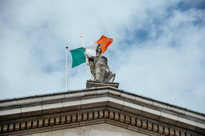 PRIVATE Dublin Kickstart Tour With a Local PRIVATE Guide - Timing and meeting point: how to make the 1.5 hours feel longer