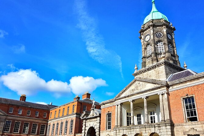 Private Fantastic Walking Tour of Dublin - Temple Bar without the loudest tourist traps