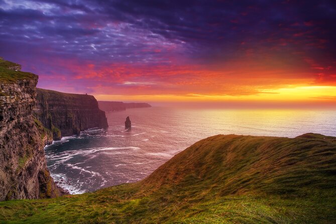 Private Luxury VIP Chauffeured Cliffs of Moher Tour from Dublin - First stop: Cliffs of Moher with real viewpoint guidance (plus a ticket add-on)