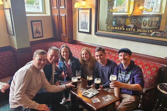 Pub Crawl Walking Tour Through the Heart of Irelands Capital - Why People Like the Guide Style on This Route