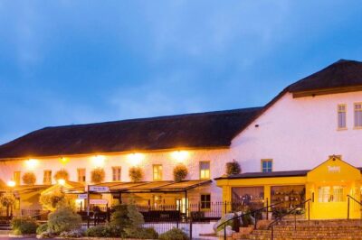 Skip the Line: Irish Night Show Including 4-Course Dinner Ticket - The 4-Course Irish Dinner: More Than Just Food on the Side