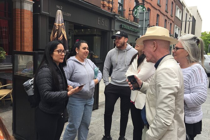 Small Group-Dublin Walking Tours - Temple Bar and Ha’penny Bridge: nightlife energy plus trade and travel stories