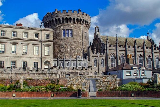 St Patrick's Cathedral, Book of Kells and Dublin Castle Tour - Trinity College finish: a quick shop stop and a clean end point