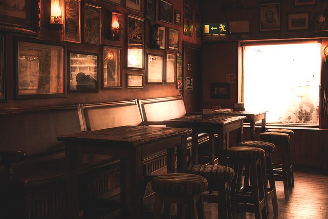 The Black Experience Pub Tour - Meet at Mulligan’s: logistics that can save your evening