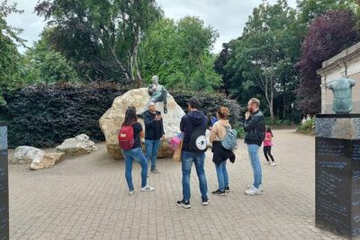 The Dublin Private Walking Tour - Temple Bar Pub and Ha’penny Bridge: River Stories and Cobblestone Charm