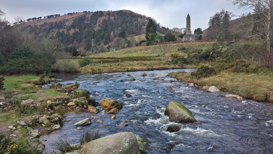 Wicklow Mountains Private Day Tour including Glendalough - Lunch at a traditional Irish pub (what’s included, what’s not)