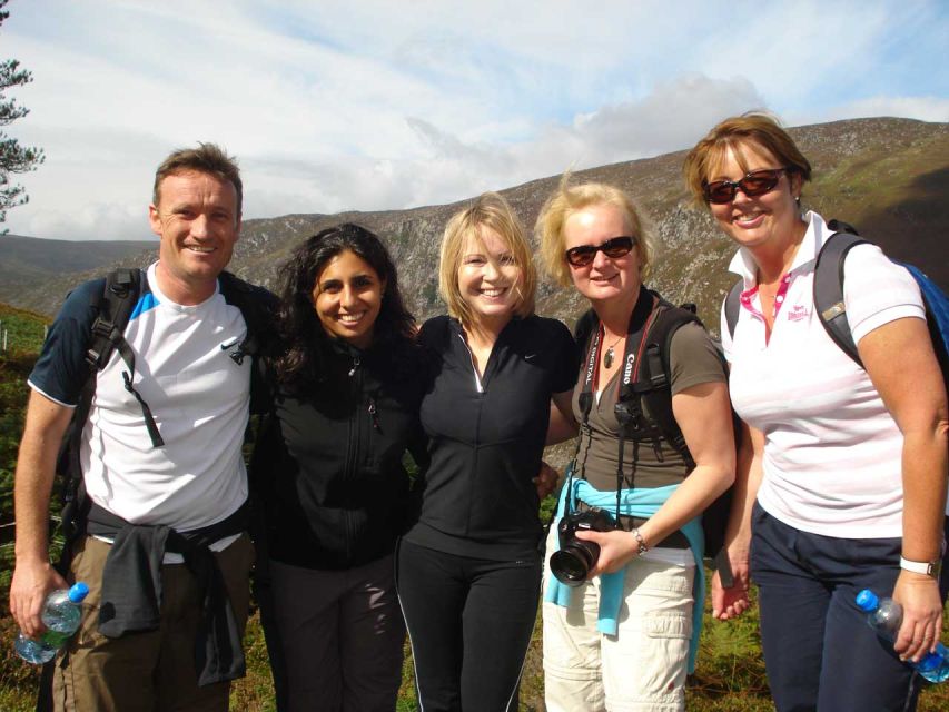 Wicklow: Private Day Tour from Dublin - Lunch in an Irish rural pub: fuel that fits the pace